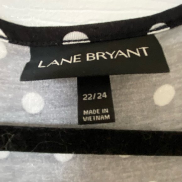 Lane Bryant 22/24 V-Neck Long Polka Dot Cap Sleeve Dress with Side Ruching - Picture 3 of 3